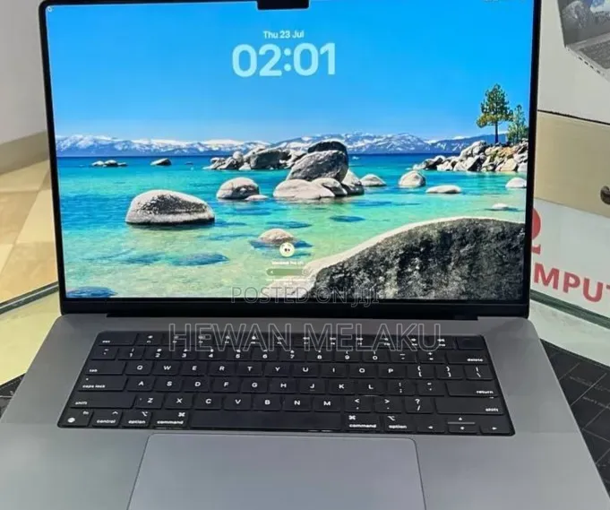 New Laptop Apple MacBook Pro 2021 M1 32GB Apple M1 Pro SSD 512GB
