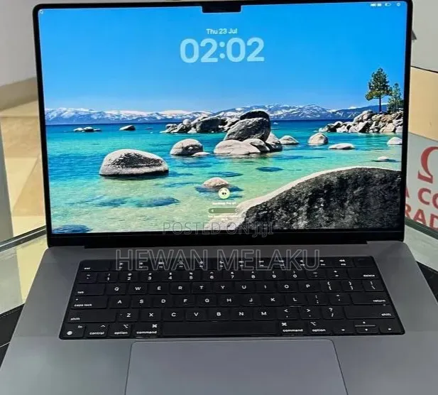New Laptop Apple MacBook Pro 2021 M1 32GB Apple M1 Pro SSD 512GB