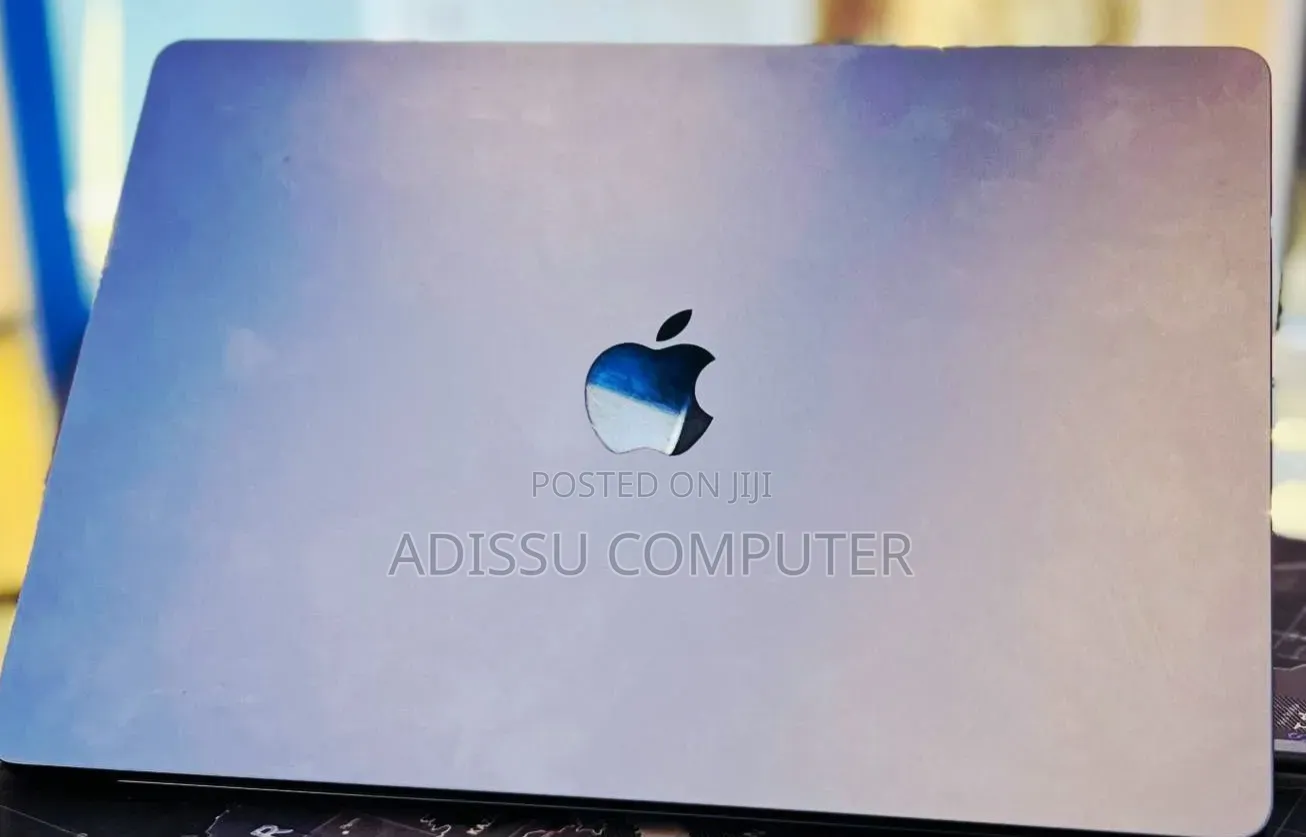 New Laptop Apple MacBook Air 2020 M1 8GB Apple M3 SSD 256GB