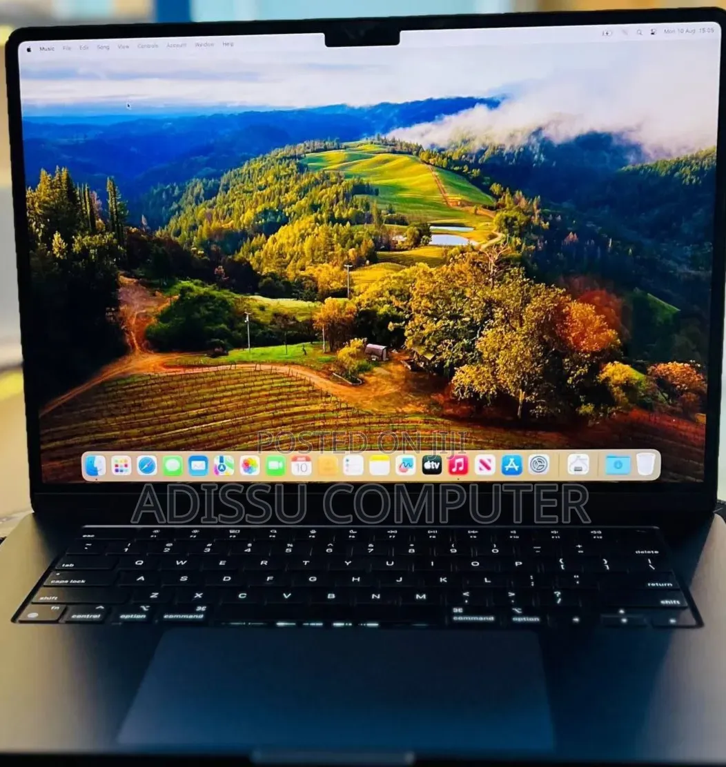 New Laptop Apple MacBook Air 2020 M1 8GB Apple M3 SSD 256GB