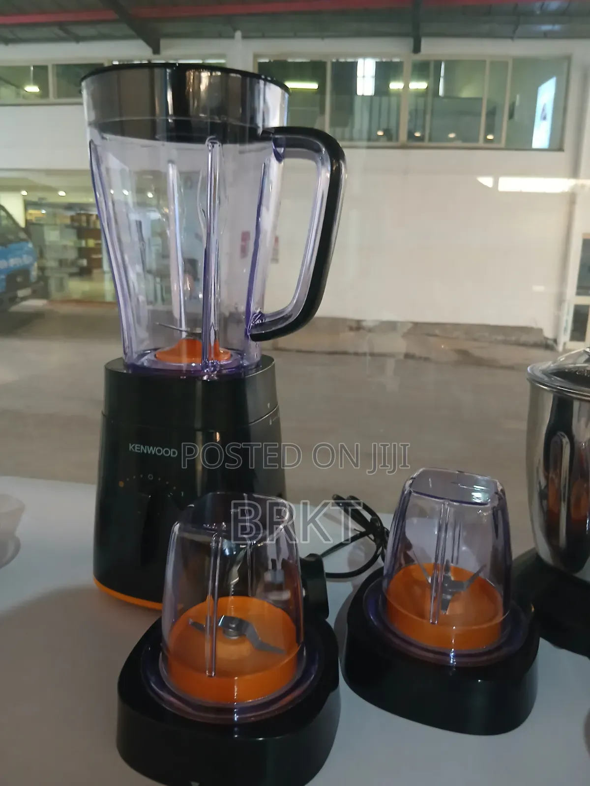 ኦሪጅናል የኬንዉድ ጁስና ቅመማ ቅመም መፍጫ (Kenwood Blender With Grinder Chopper)