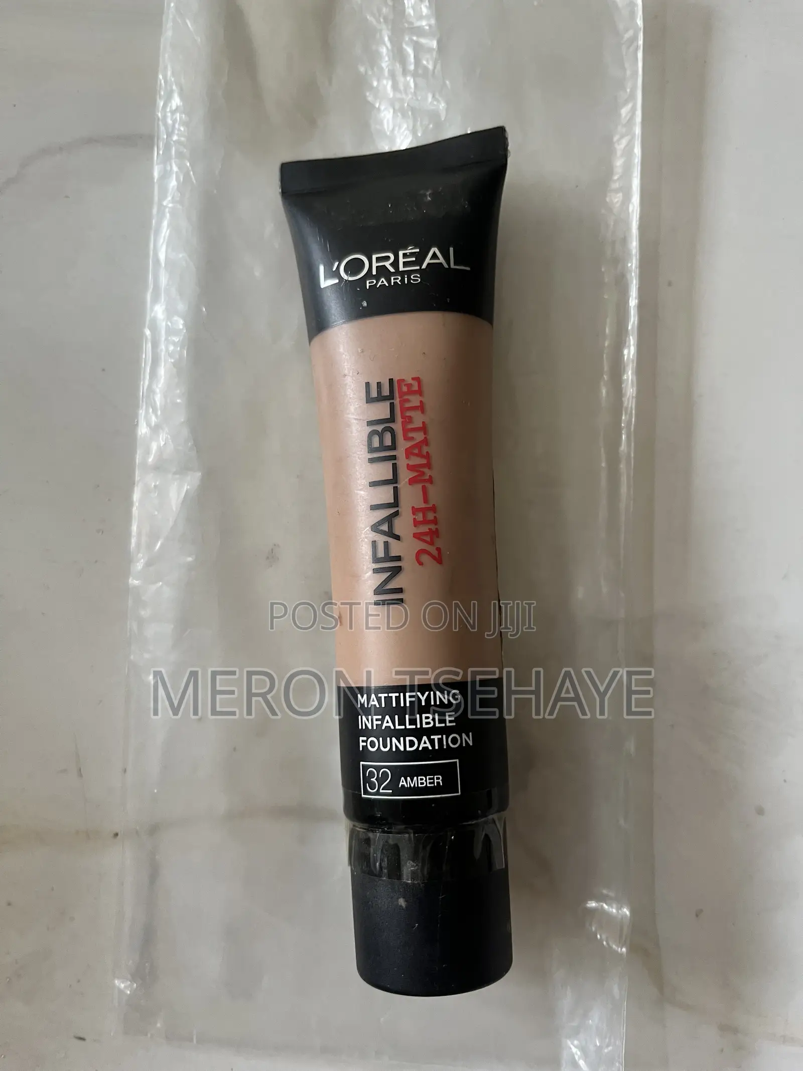 l'Oréal Paris Liquid Foundation (32 Amber)