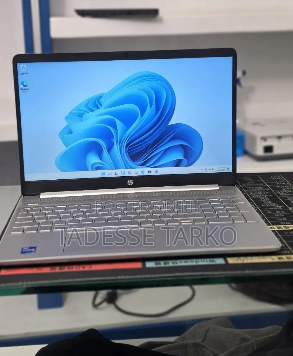 New Laptop HP Stream Notebook 8GB Intel Core i5 HDD+SSD 1T