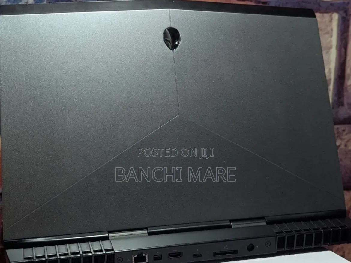New Laptop Alienware 15 16GB Intel Core i7 SSD 512GB