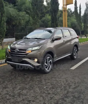 Toyota Rush 2022 Gray