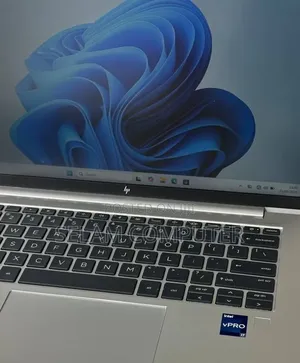 New Laptop HP EliteBook 840 G10 16GB Intel Core i7 SSD 512GB