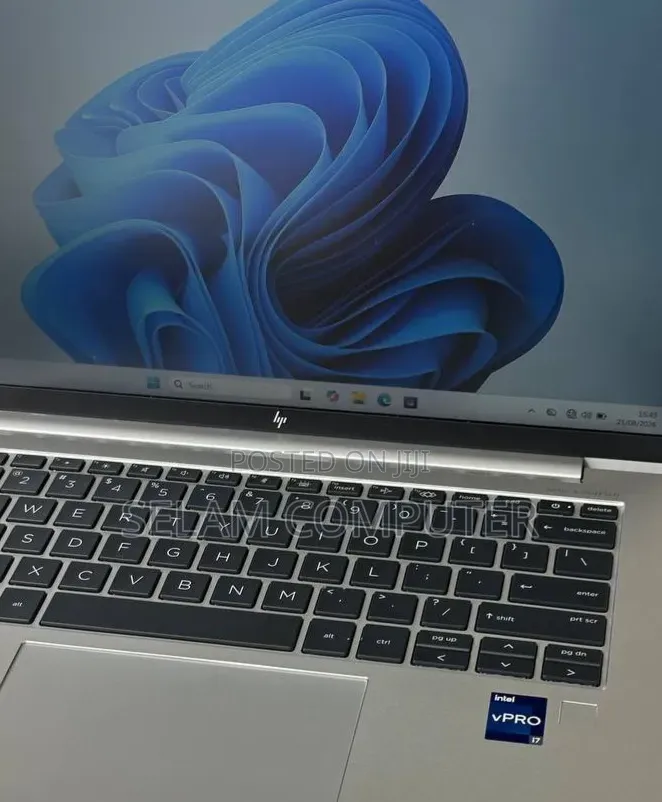 New Laptop HP EliteBook 840 G10 16GB Intel Core i7 SSD 512GB