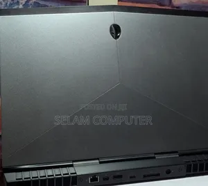 New Laptop Alienware X16 r1 16GB Intel Core i7 SSD 512GB