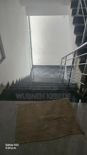 3bdrm Apartment in Real Estate, Bole for sale