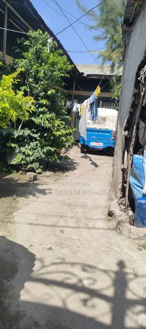 Furnished 9bdrm House in Bishoftu Dukem, Oromia-Finfinne for sale
