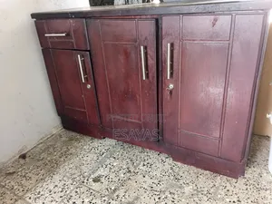 የእንጨት ቡፌ / ካቢኔ (Wooden Buffet / Sideboard Cabinet)