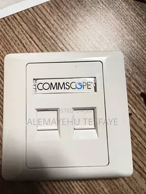 CommScope Dual-Port Faceplate