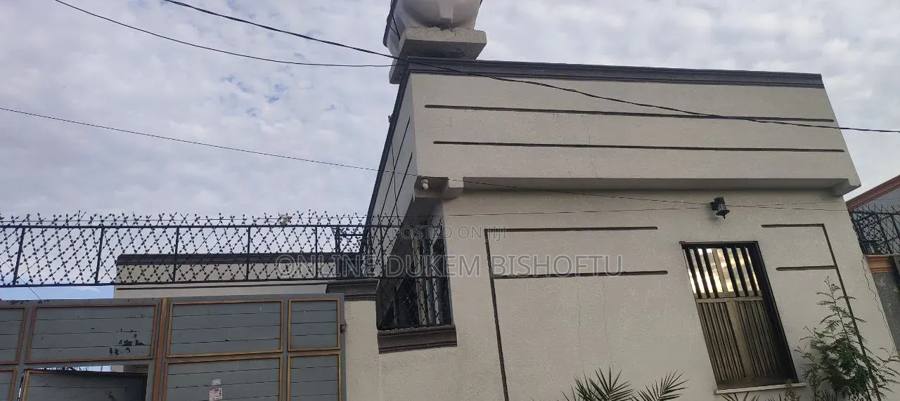 Furnished 8bdrm House in Bishoftu Dukem, Oromia-Finfinne for sale