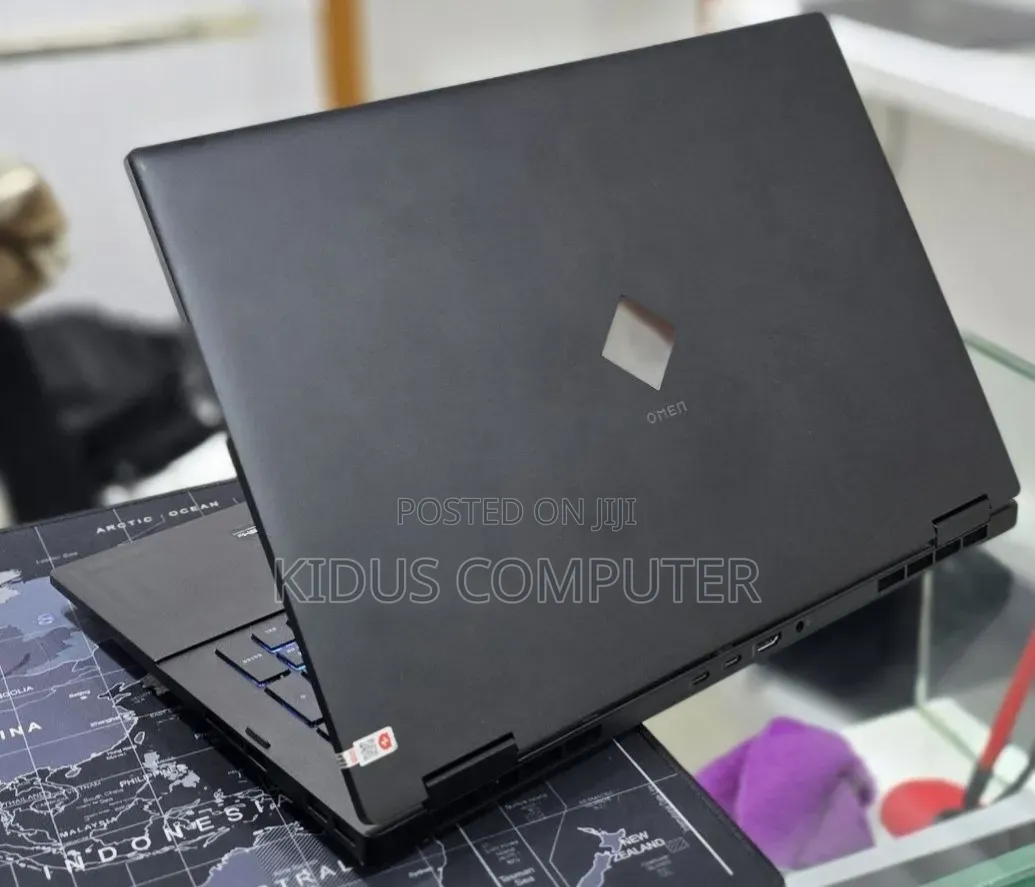 New Laptop HP Omen 16 16GB Intel Core i9 SSD 512GB