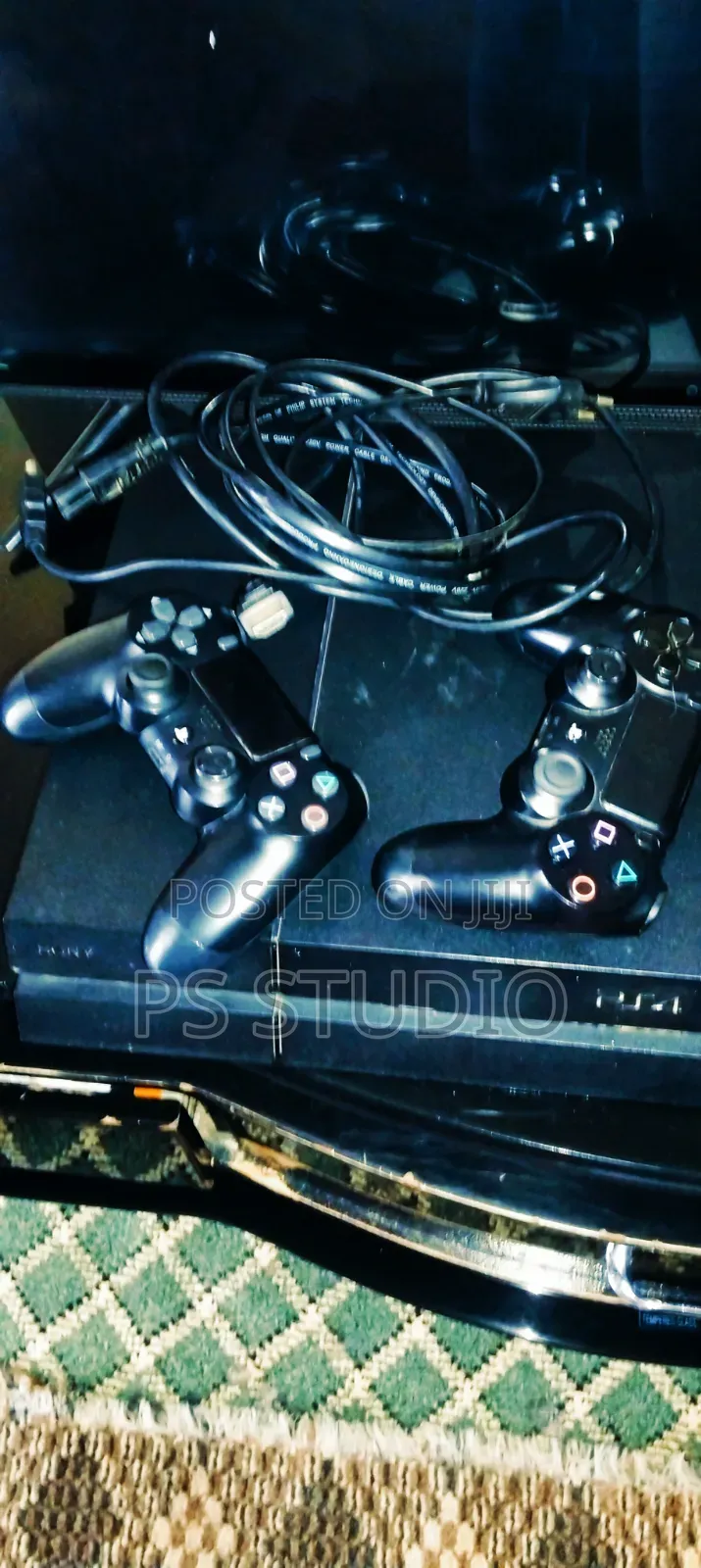 Ps4 Two Juestic 500 GB Softwer Virsion13.52