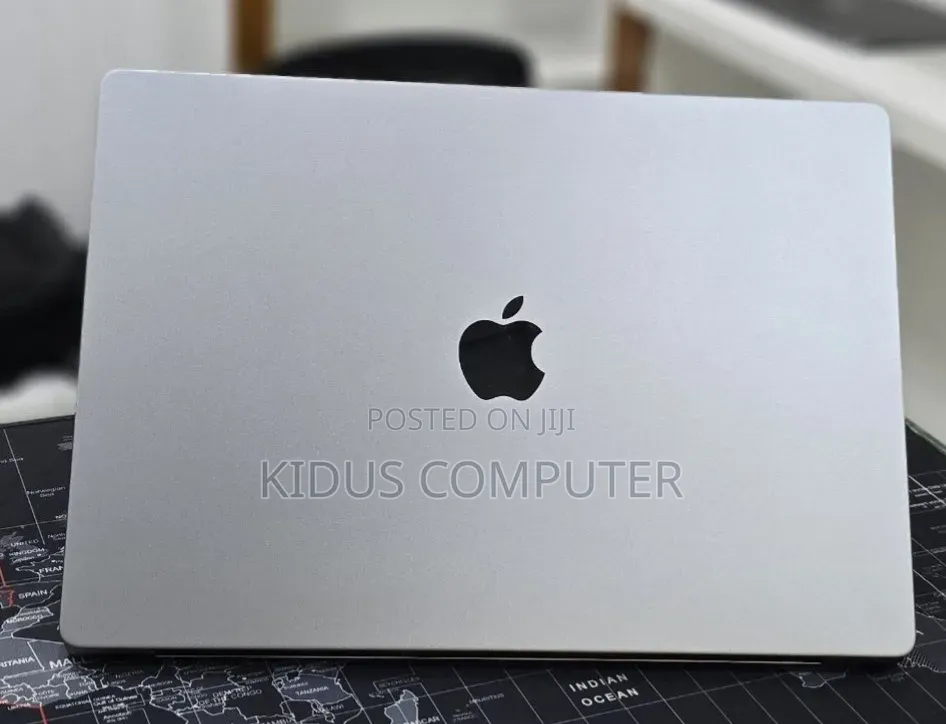 New Laptop Apple MacBook Pro 2021 M1 Max 32GB Apple M1 SSD 512GB