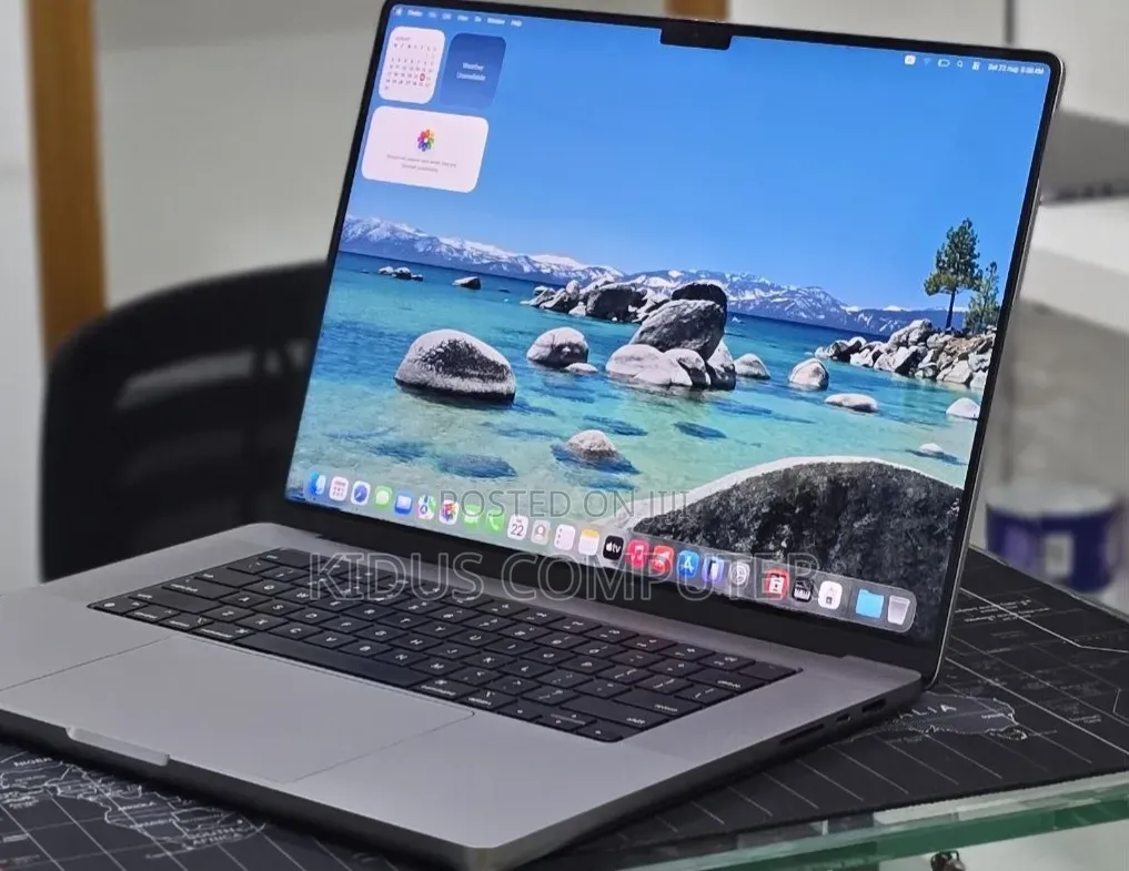 New Laptop Apple MacBook Pro 2021 M1 Max 32GB Apple M1 SSD 512GB