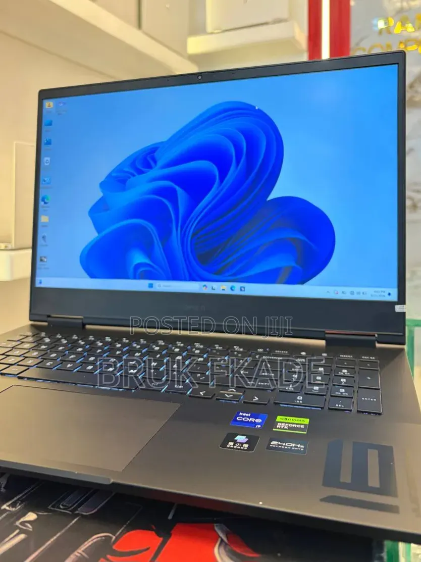 New Laptop HP Omen 16 16GB Intel Core i9 SSD 1T