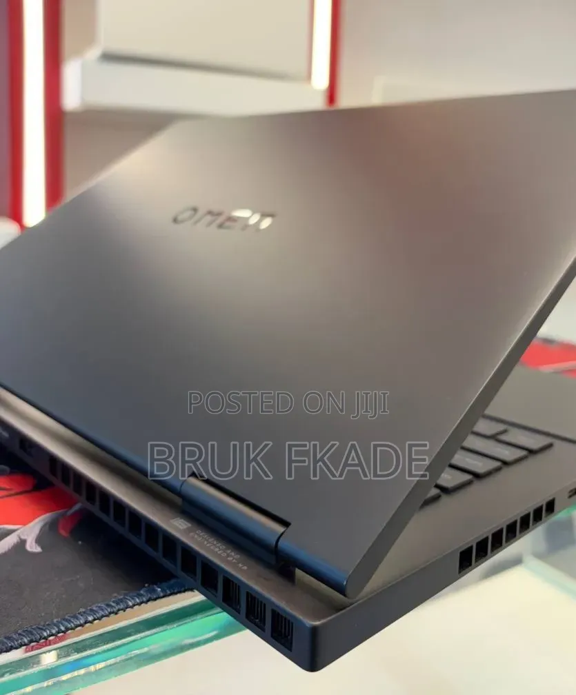 New Laptop HP Omen 16 16GB Intel Core i9 SSD 1T
