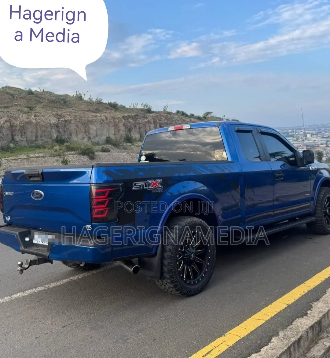 Ford F-150 2018 Blue