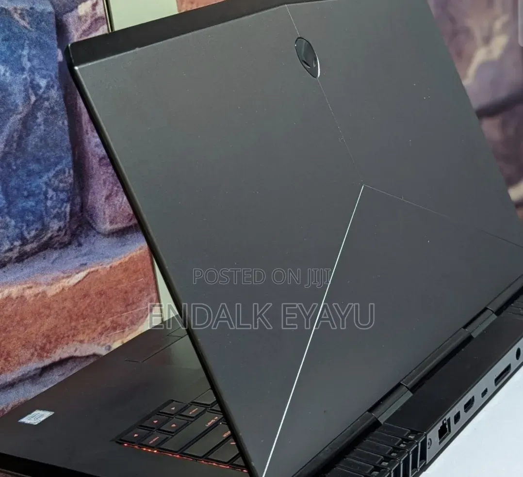 New Laptop Alienware 15 16GB Intel Core i7 SSD 512GB