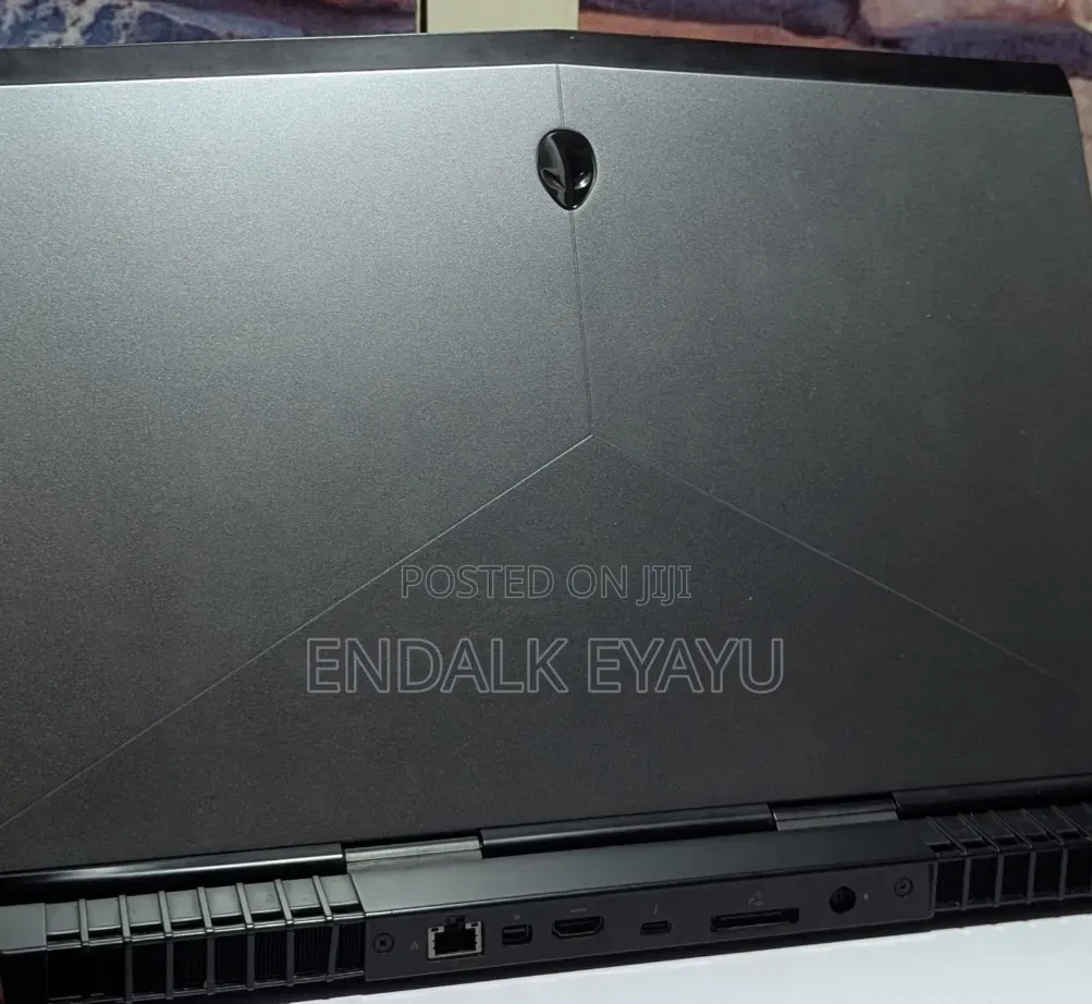 New Laptop Alienware 15 16GB Intel Core i7 SSD 512GB