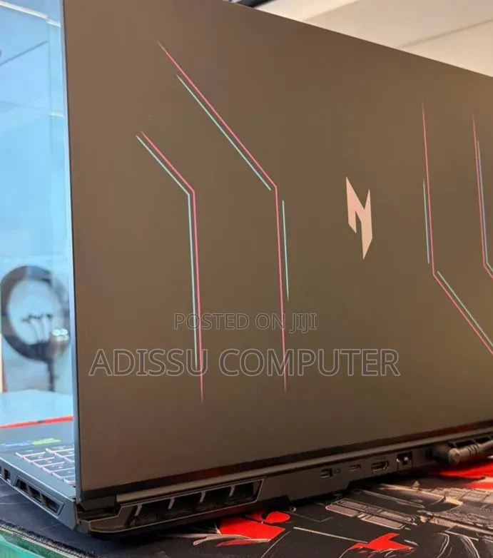 New Laptop Acer Predator Helios Neo 16 16GB Intel Core i7 SSD 1T