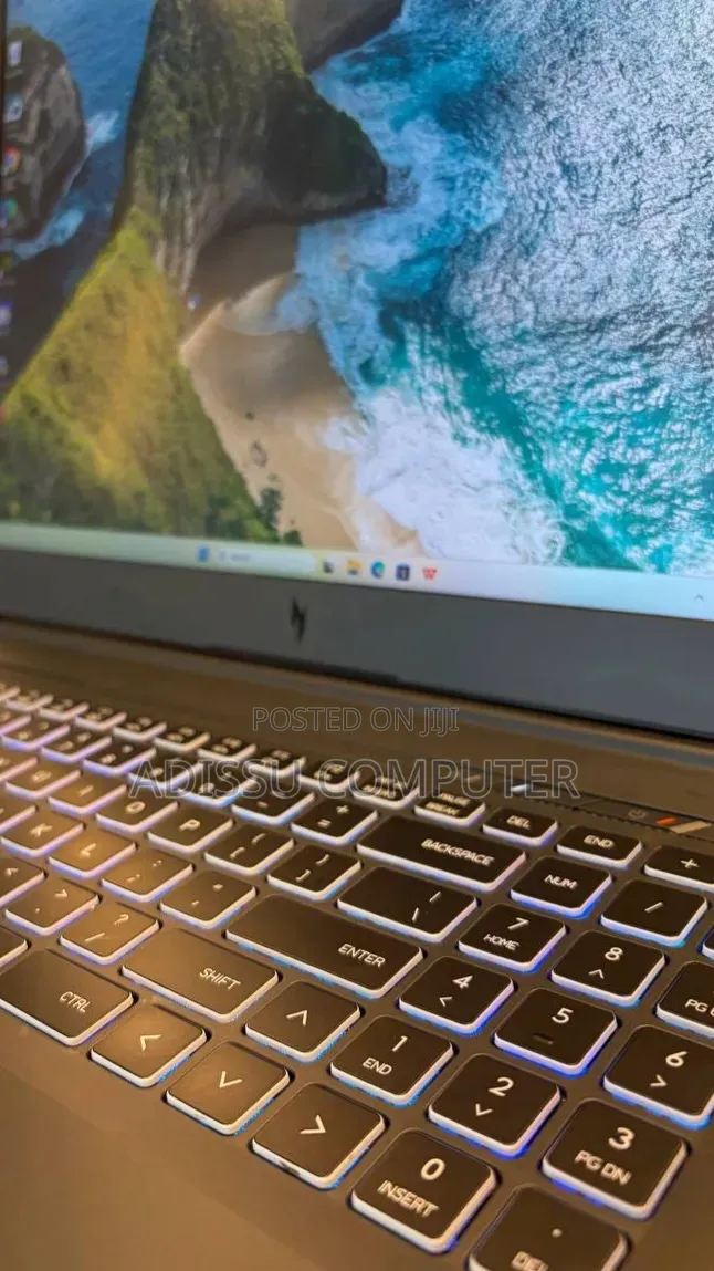 New Laptop Acer Predator Helios Neo 16 16GB Intel Core i7 SSD 1T