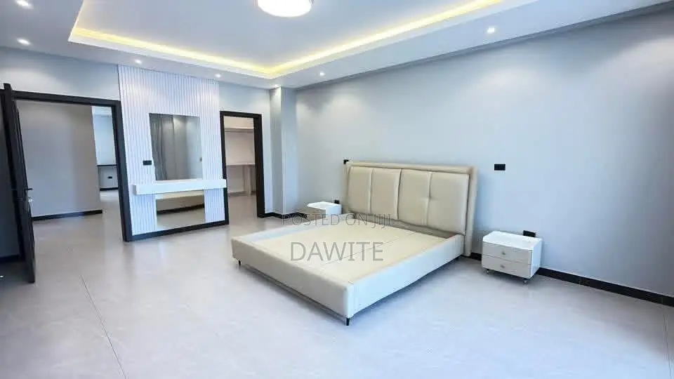 Furnished 4bdrm Apartment in የግል, Bole for sale