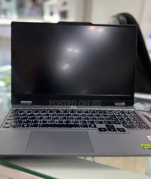 New Laptop Lenovo LOQ 15AHP10 16GB AMD Ryzen 7 SSD 512GB