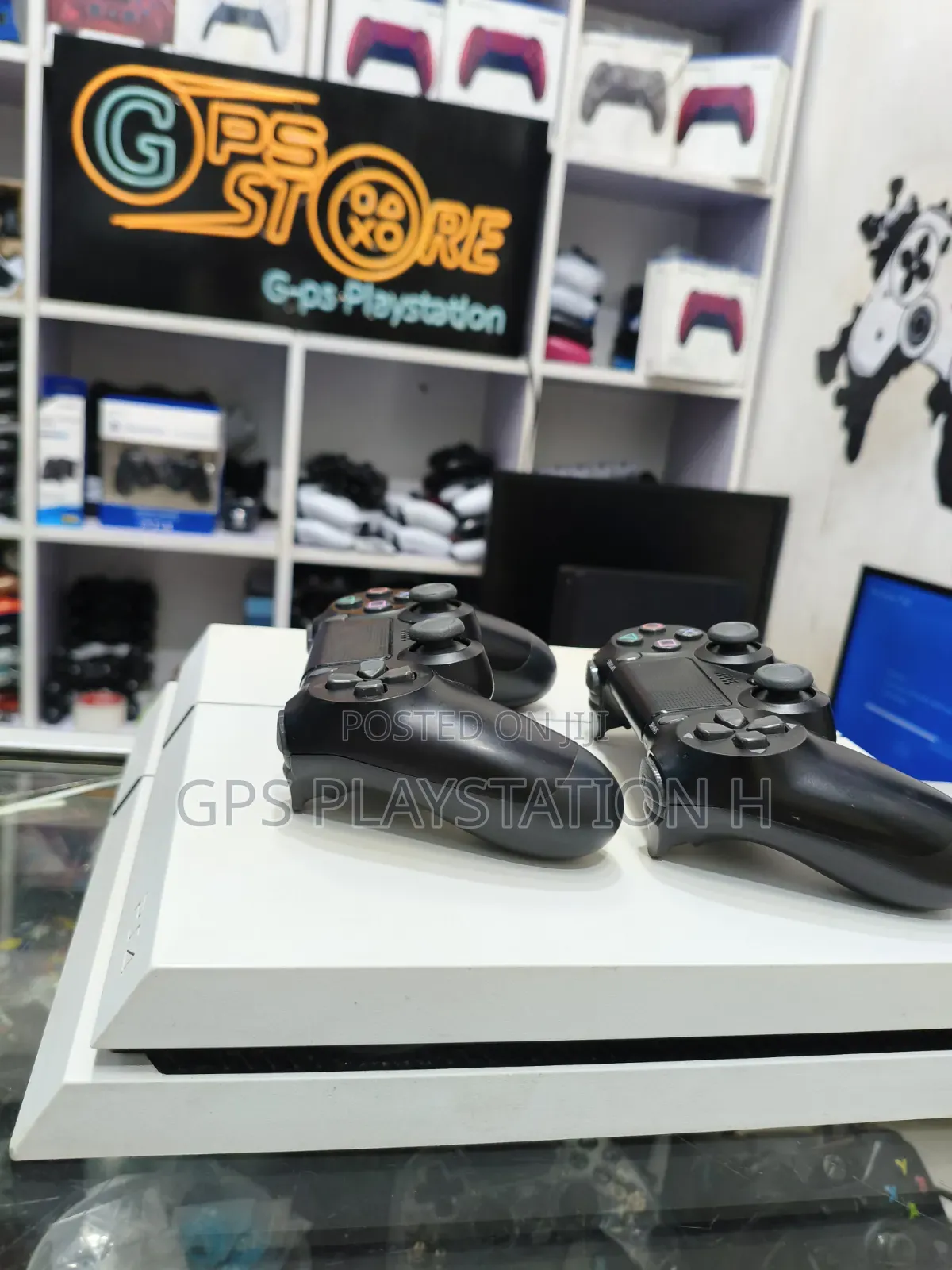 PlayStation 4 Jealbreak Standard Model Dubai Ps4**
