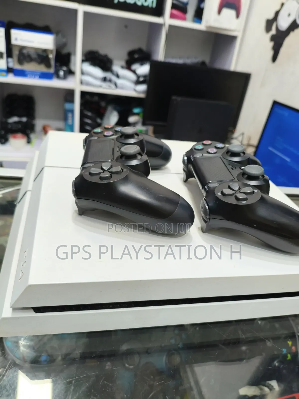 PlayStation 4 Jealbreak Standard Model Dubai Ps4**