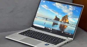 New Laptop HP 630 16GB Intel Core i7 SSD 512GB