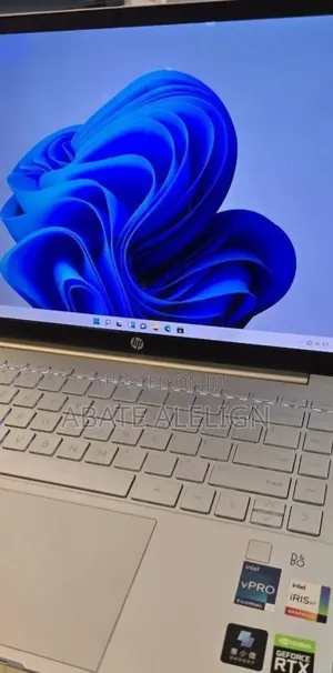 New Laptop HP Pavilion 14 16GB Intel Core i7 SSD 512GB