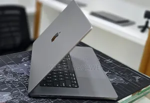 New Laptop Apple MacBook Pro 2021 M1 Max 32GB Apple M1 Max SSD 512GB