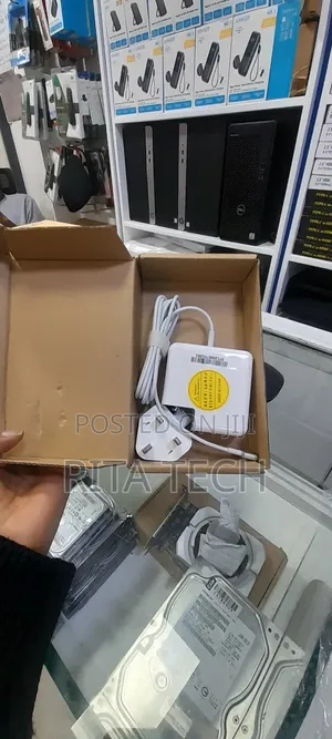 Mac T Type Charger