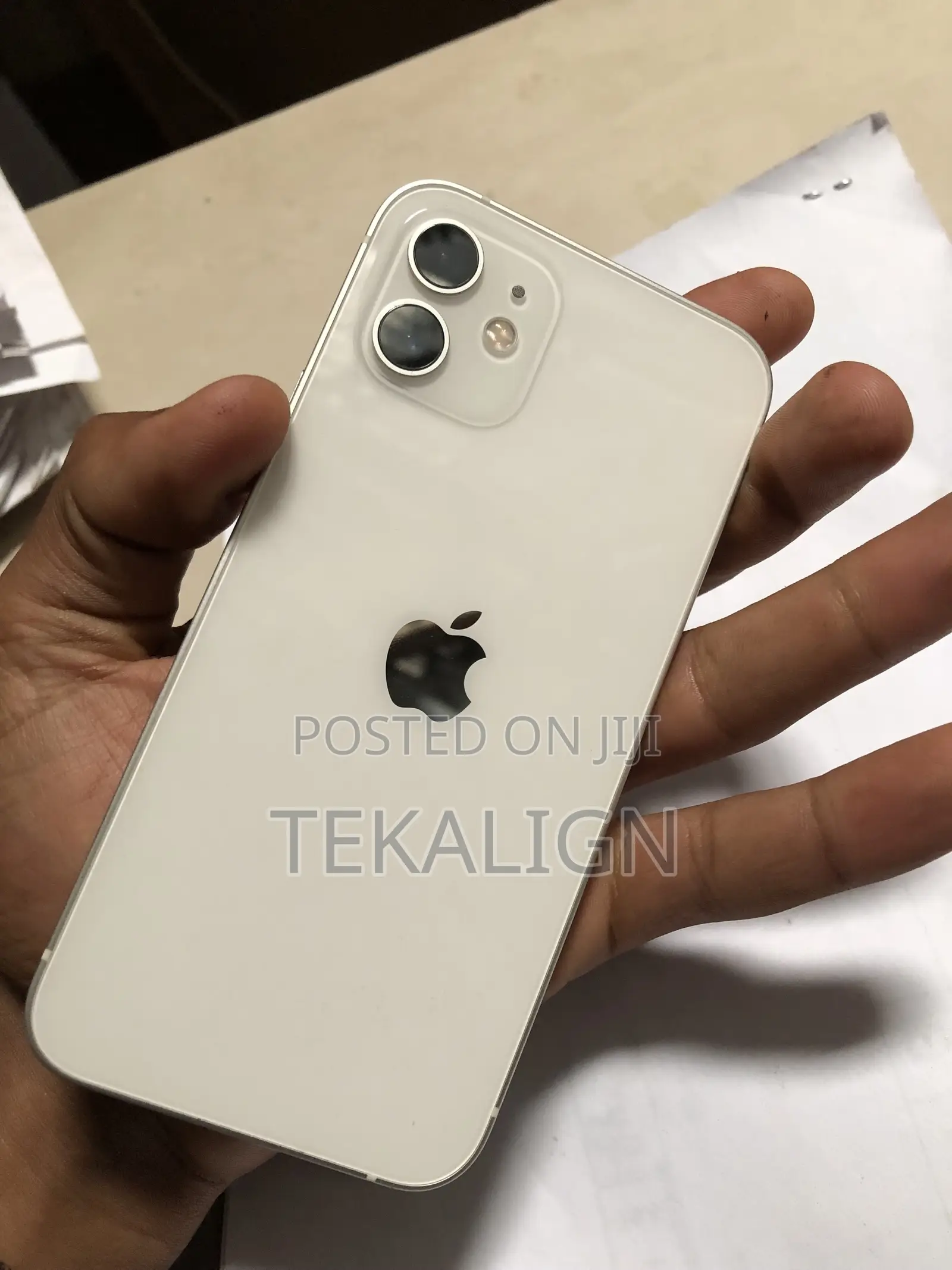 Apple iPhone 12 64 GB White