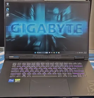 New Laptop Gigabyte GAMING A16 16GB Intel Core i7 SSD 1T