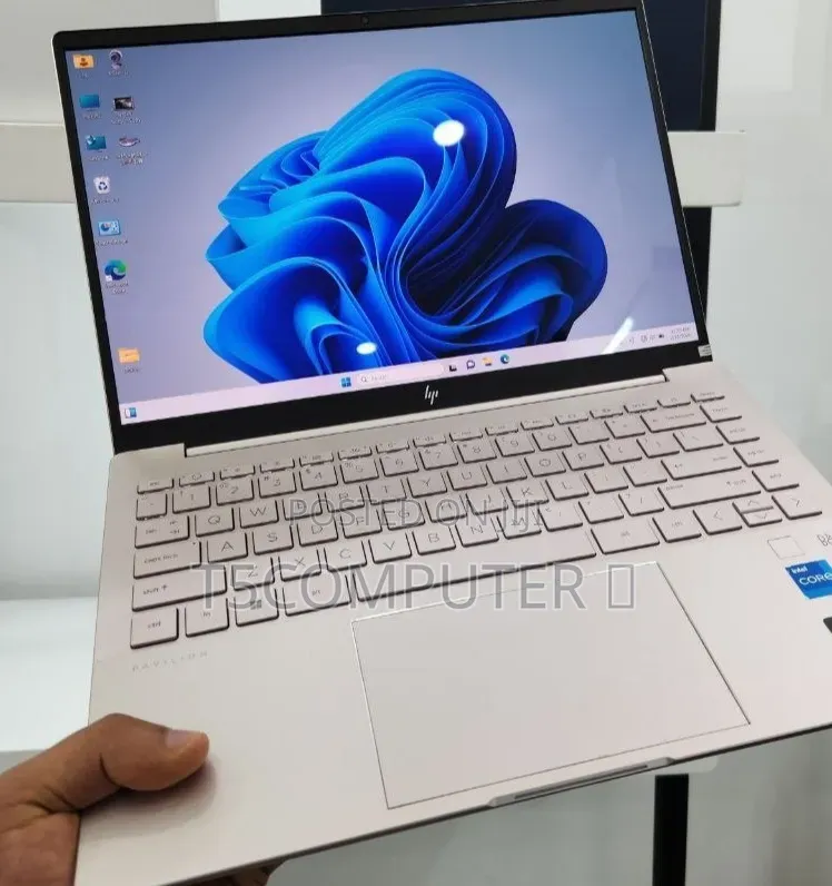 New Laptop HP Pavilion 14 16GB Intel Core i5 SSD 1T