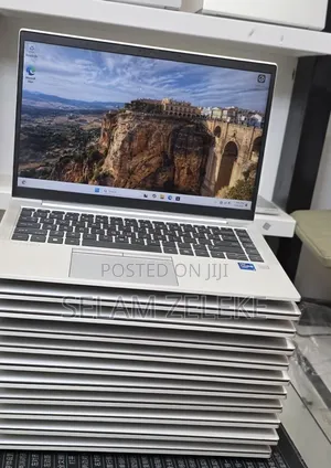 New Laptop HP EliteBook 840 G10 16GB Intel Core i7 SSD 512GB