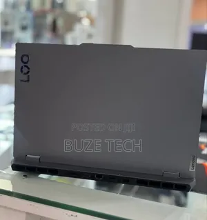 New Laptop Lenovo 16GB AMD Ryzen 5 SSD 512GB