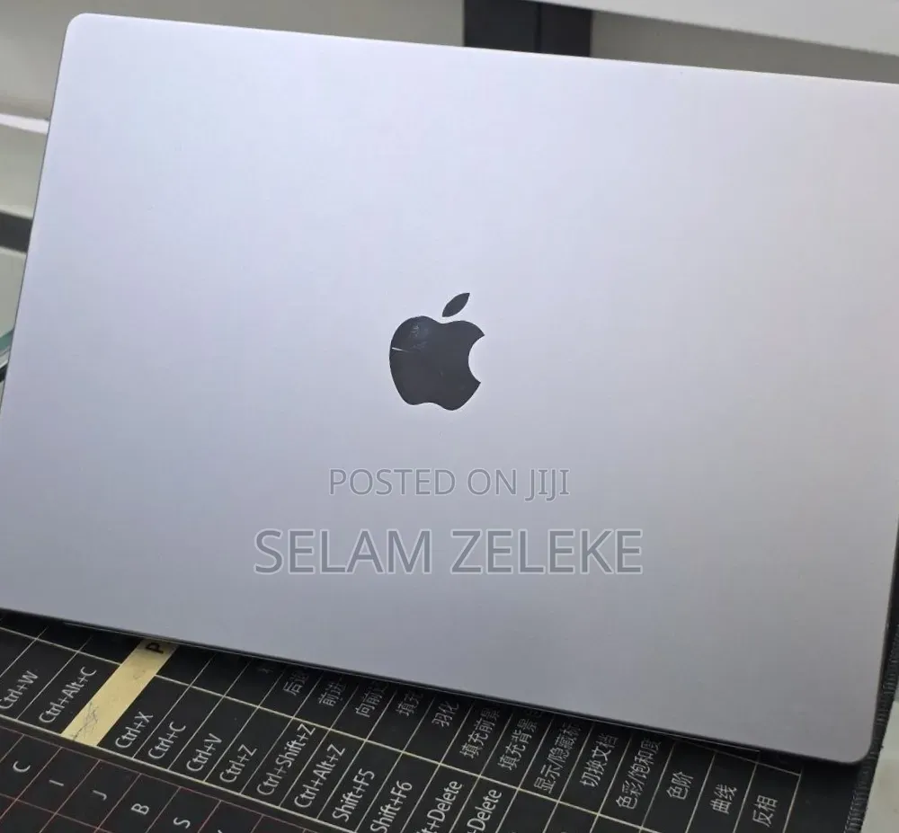 New Laptop Apple MacBook Pro 2021 M1 Max 32GB Apple M1 Pro SSD 1T
