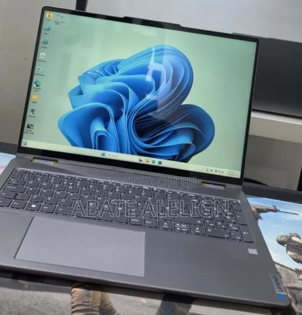 New Laptop Lenovo Yoga C930 16GB AMD Ryzen 7 SSD 512GB