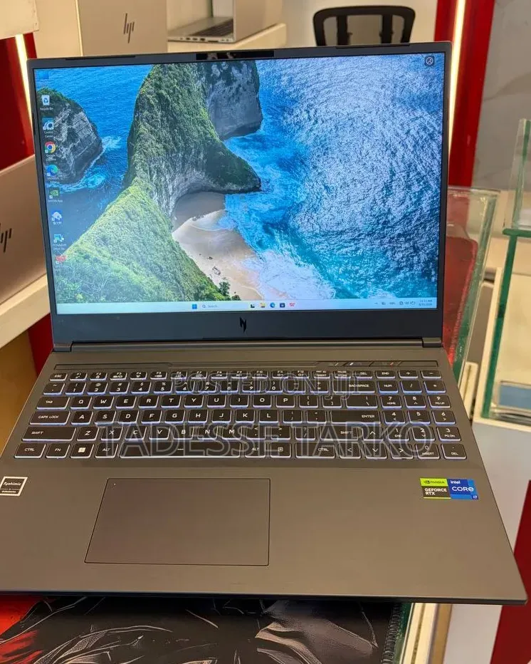 New Laptop Acer Aspire V17 16GB Intel Core i7 SSD 1T