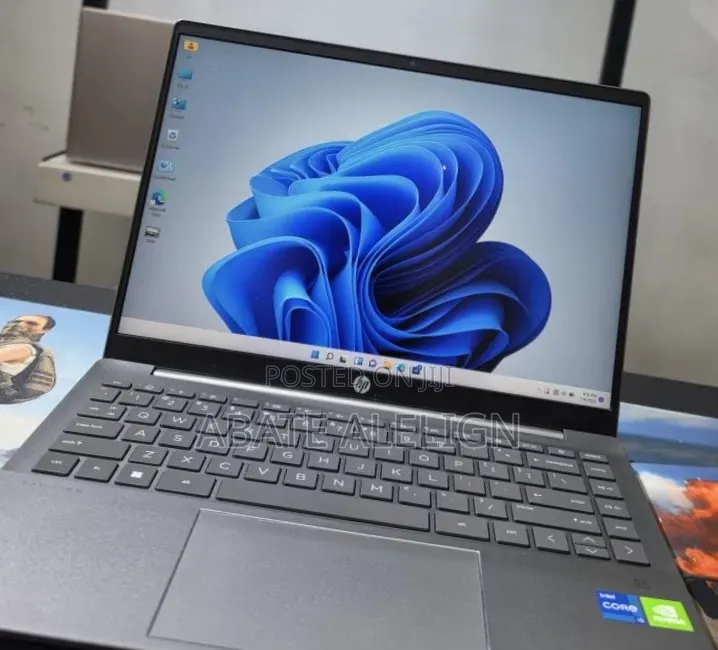 New Laptop HP Pavilion 14 16GB Intel Core i5 SSD 512GB