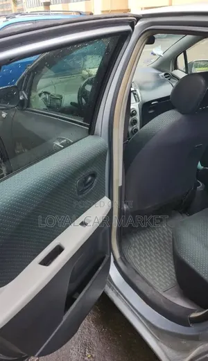 Toyota Yaris 2007 Gray