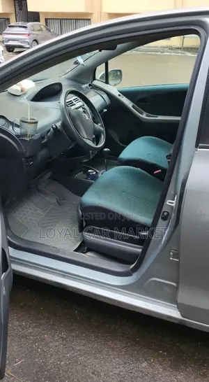 Toyota Yaris 2007 Gray