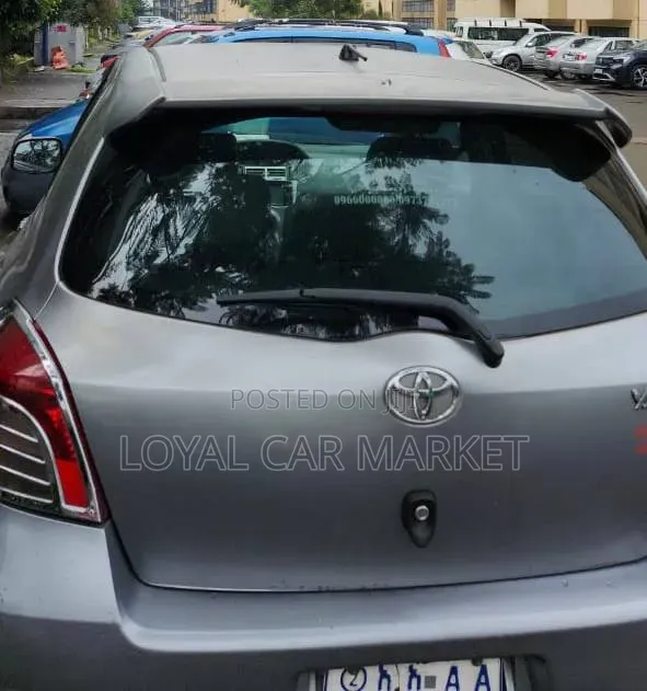 Toyota Yaris 2007 Gray