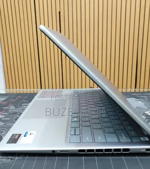 New Laptop Dell Inspiron 14 16GB Intel Core Ultra 7 SSD 1T