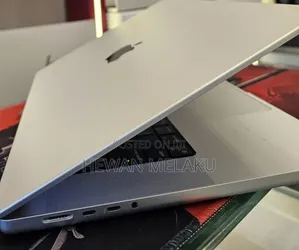 New Laptop Apple MacBook Pro 2021 M1 16GB Apple M1 Pro SSD 512GB